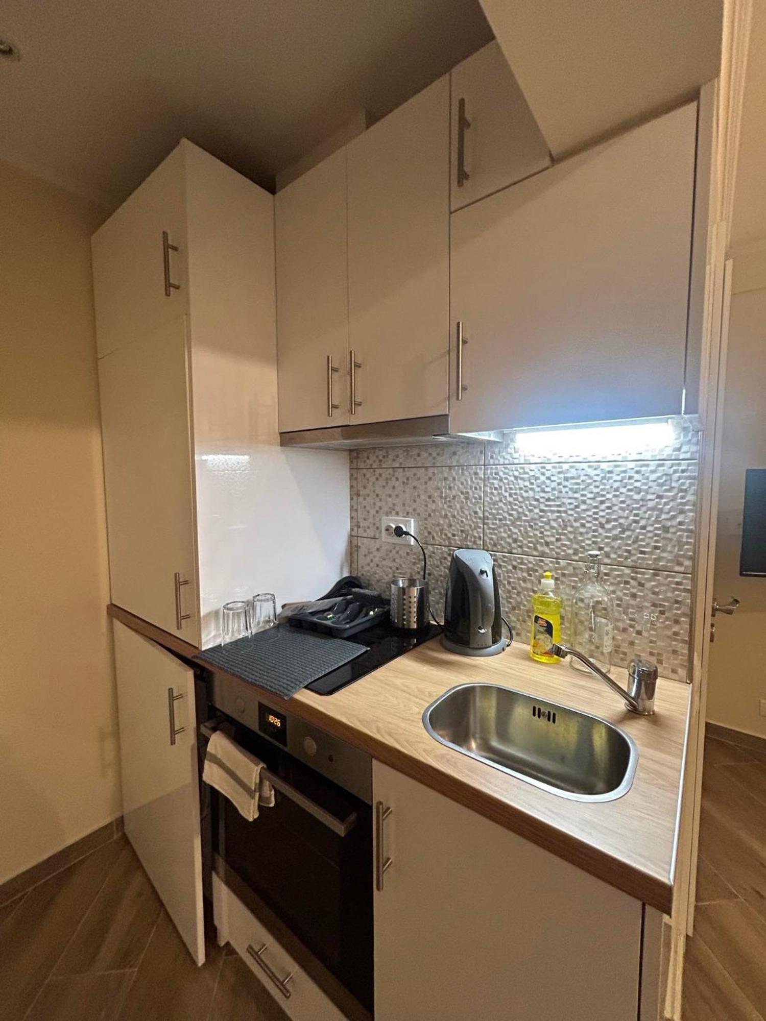 Athens Central Apartment ภายนอก รูปภาพ